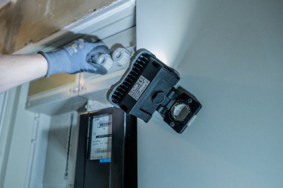 Proiettore LED ricaricabile SH 1000 MA, 1000lm, IP54